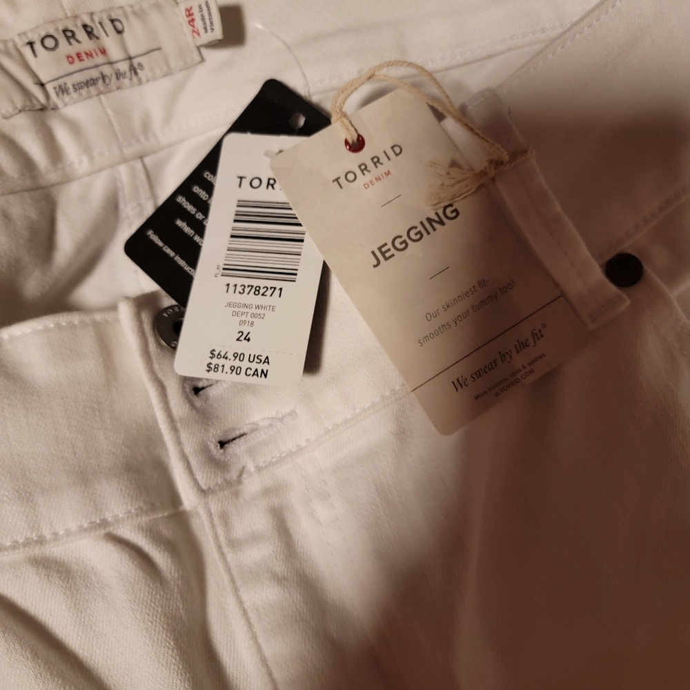 Torrid white jeggings